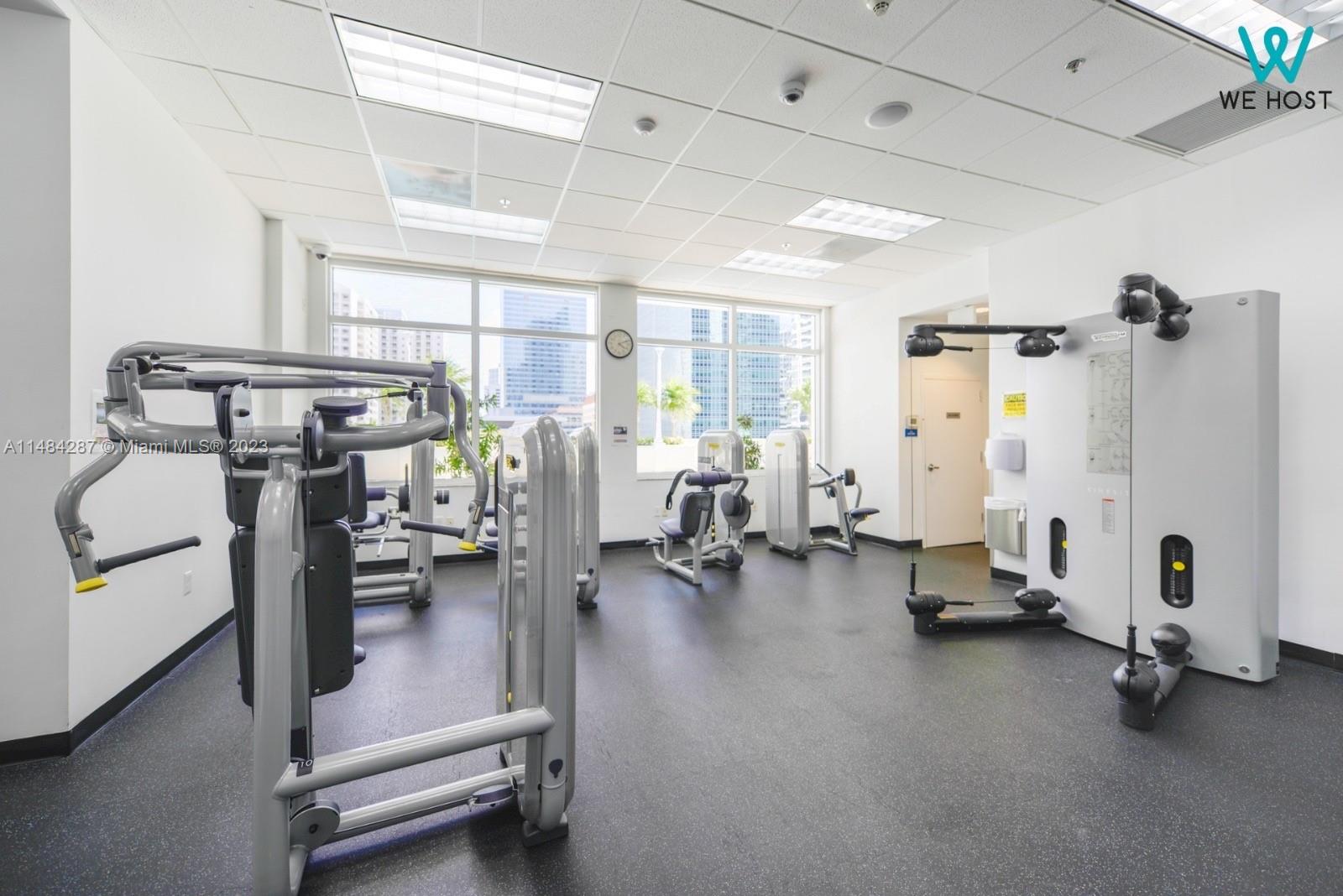THE CLUB AT BRICKELL BAY - Residential