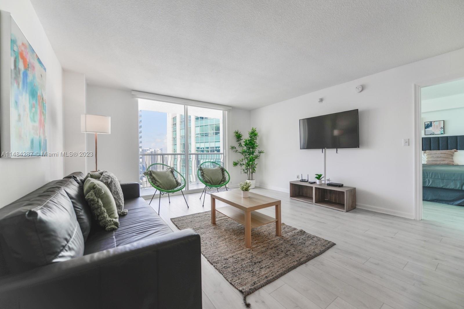 THE CLUB AT BRICKELL BAY - Residential