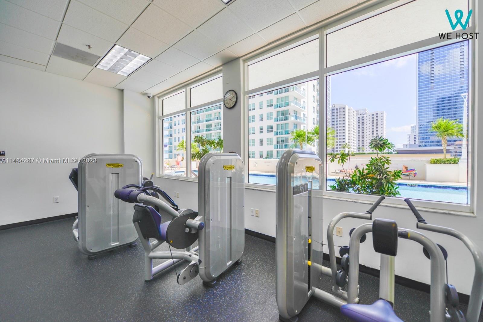 THE CLUB AT BRICKELL BAY - Residential