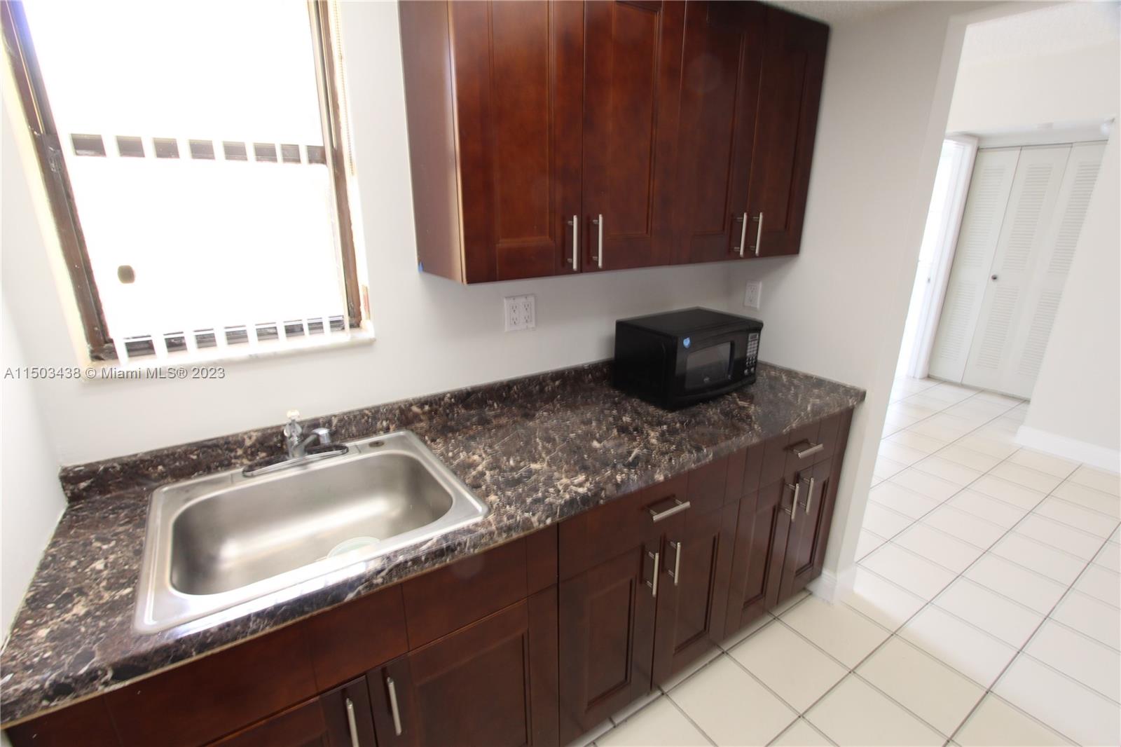 SOLEIL LAKE CONDO - Residential Lease