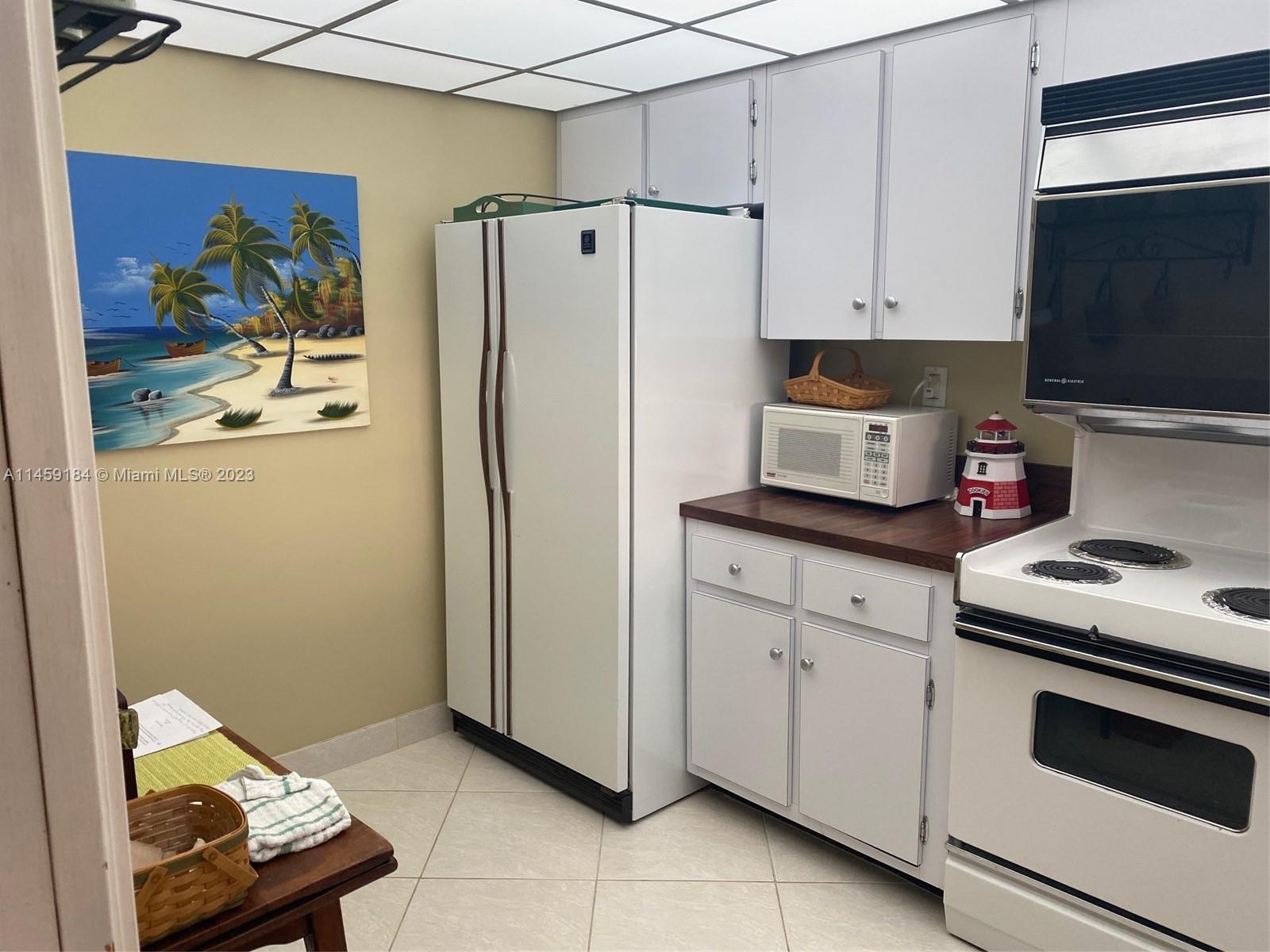 KEY COLONY NO 1 - Residential Lease