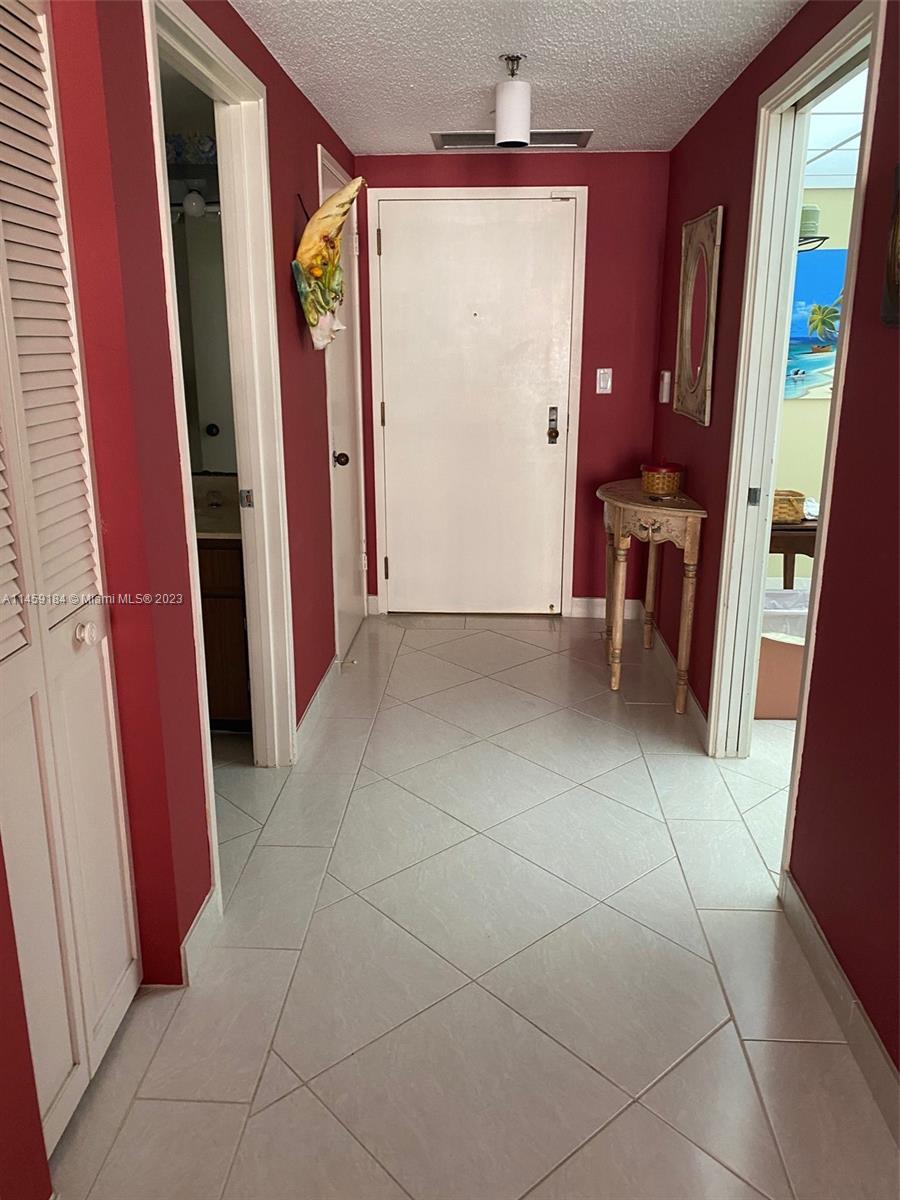 KEY COLONY NO 1 - Residential Lease