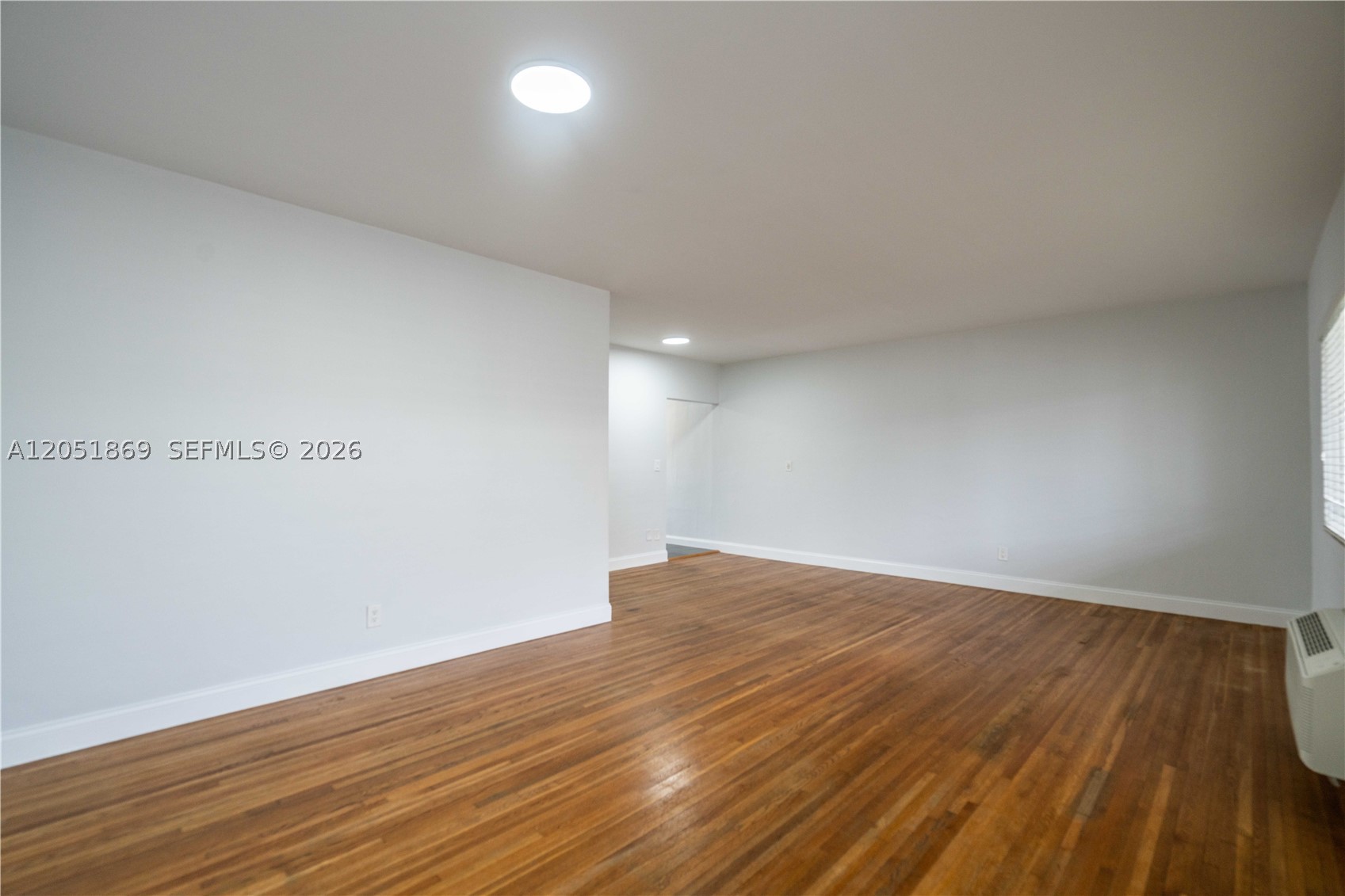 BEACH BAY SUB - Residential Lease