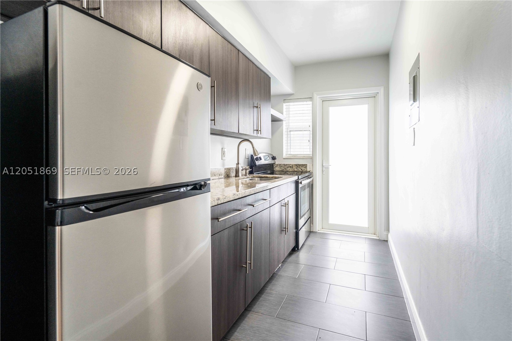 BEACH BAY SUB - Residential Lease