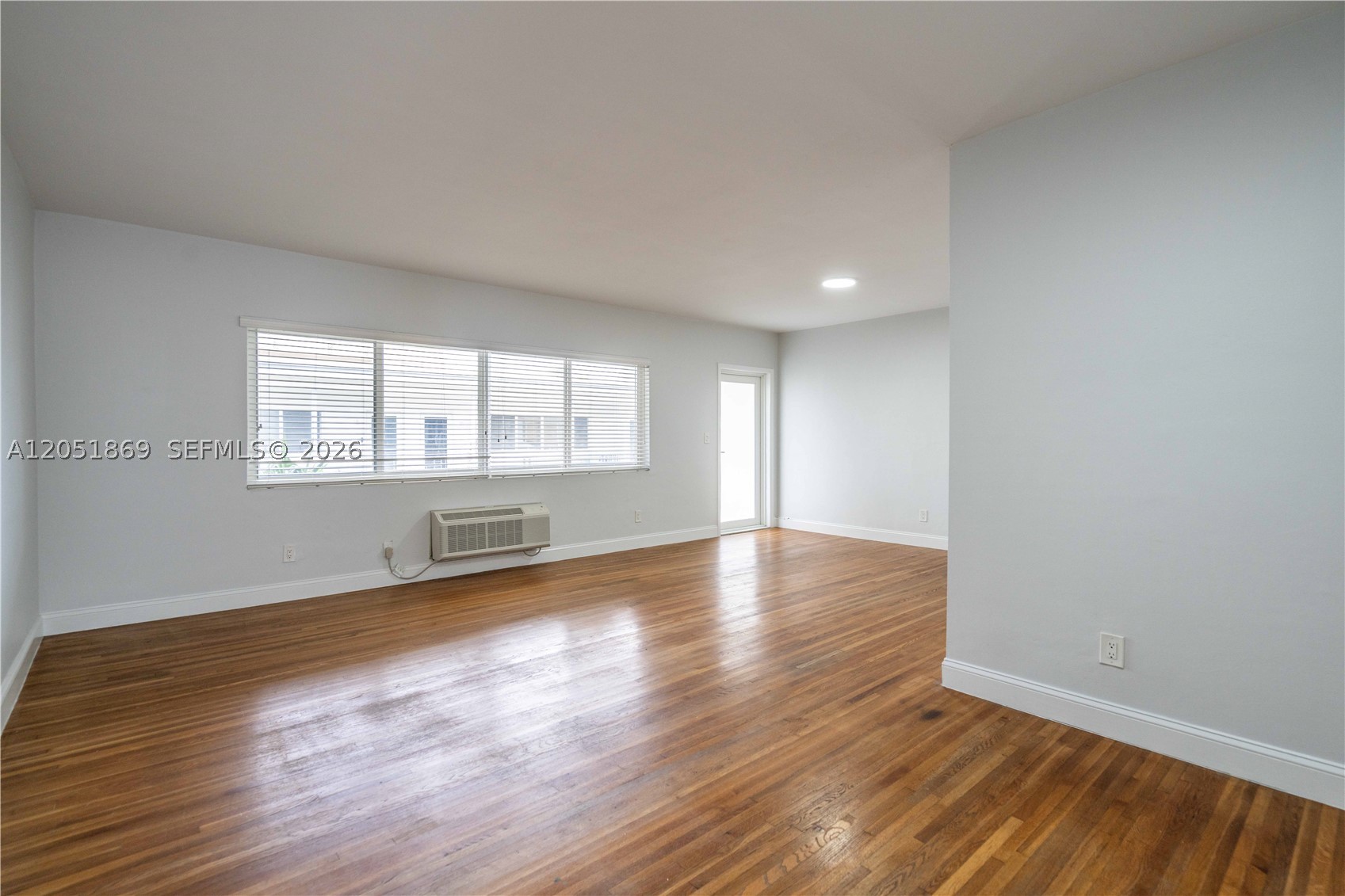 BEACH BAY SUB - Residential Lease