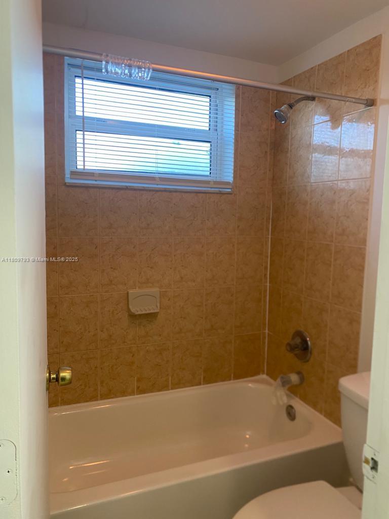 MOONRAKER CONDO - Residential