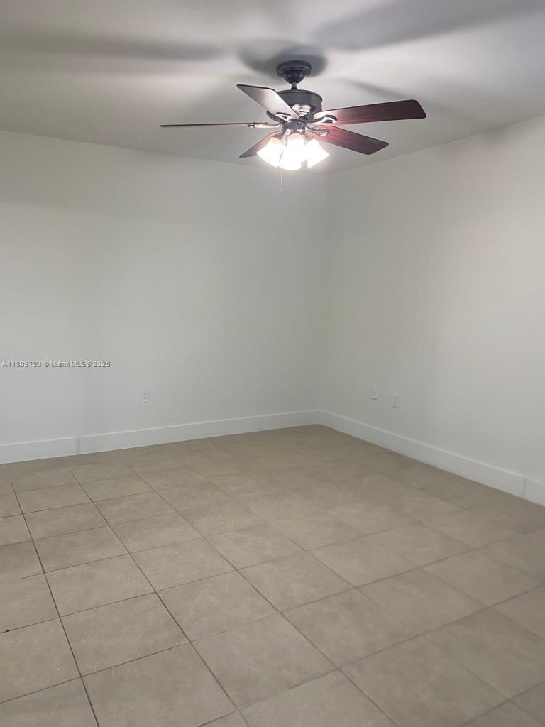 MOONRAKER CONDO - Residential