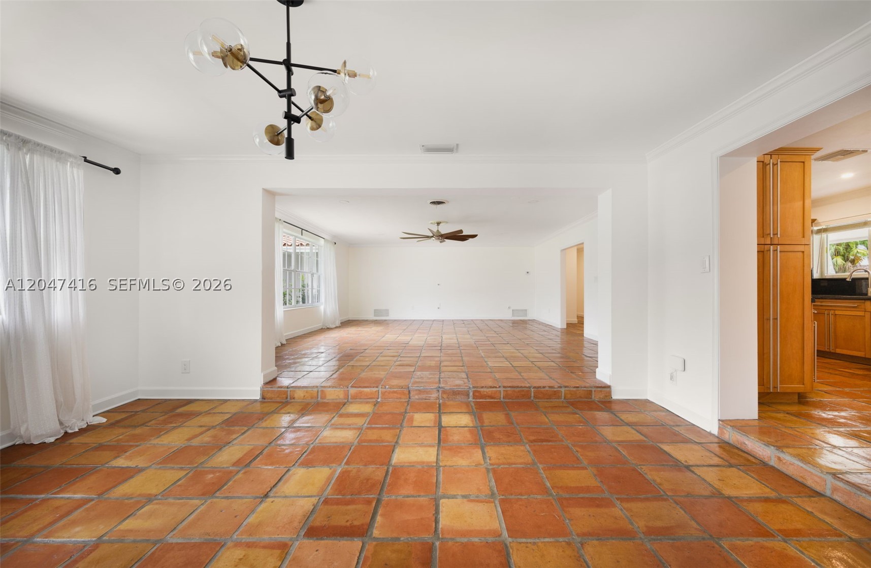 GALE RANCH ESTS - Residential