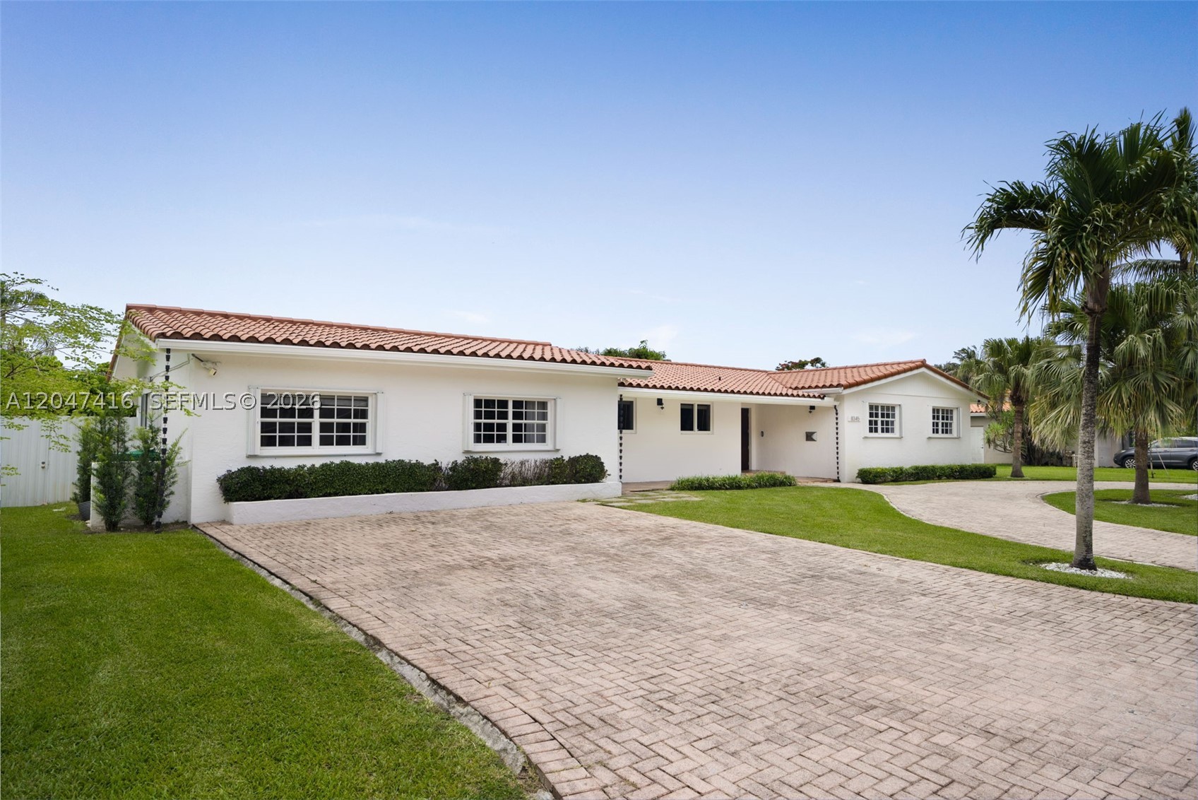 GALE RANCH ESTS - Residential
