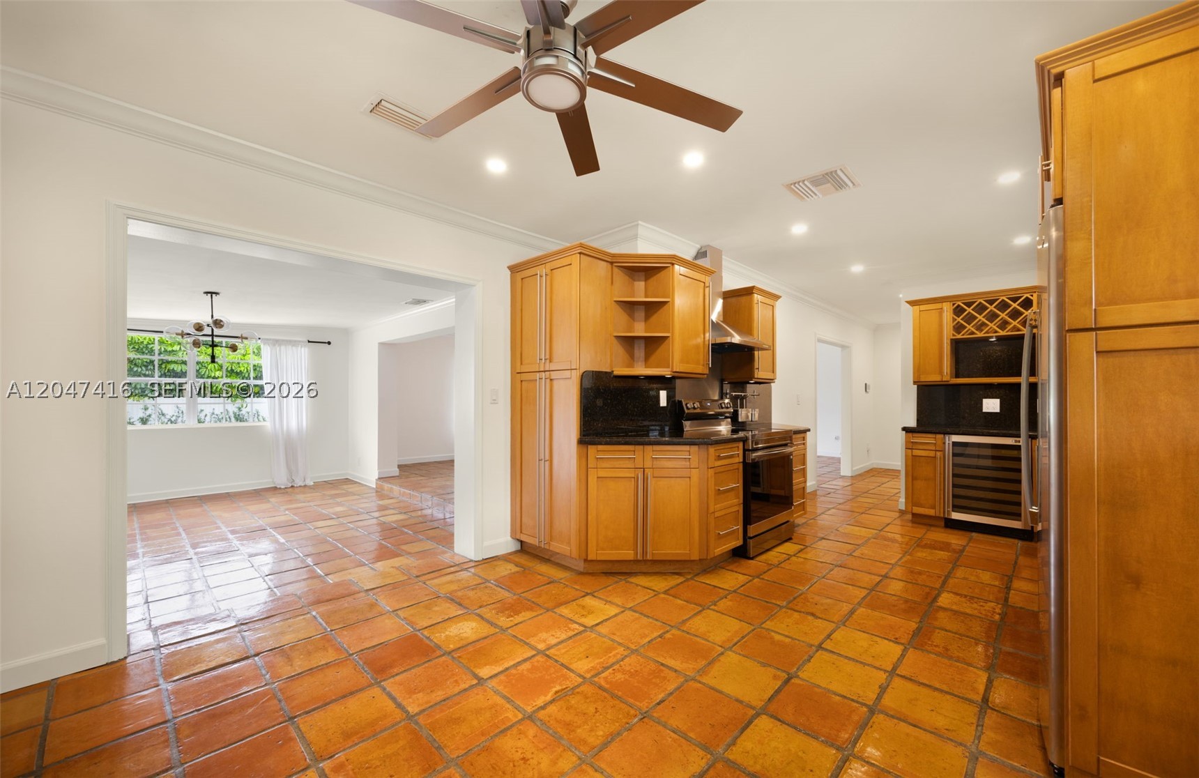 GALE RANCH ESTS - Residential