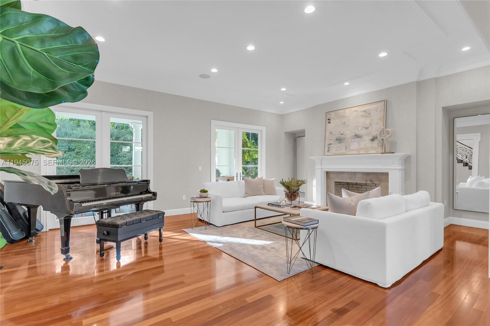 STONEGATE - Residential