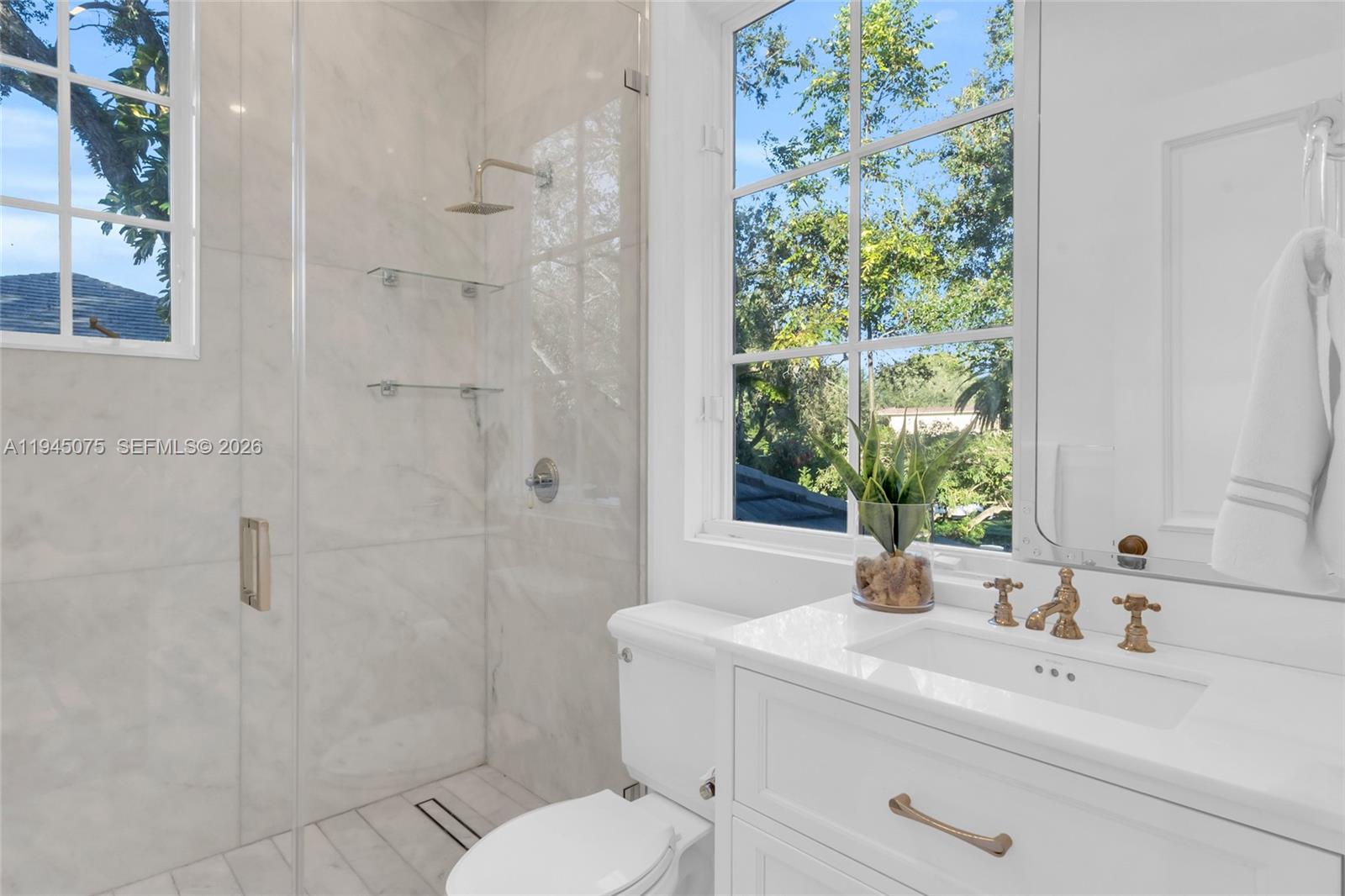 STONEGATE - Residential