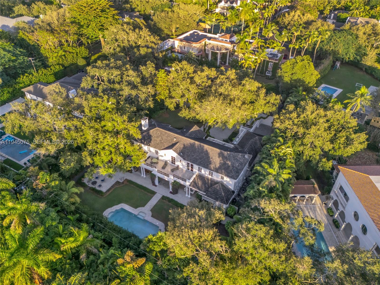 STONEGATE - Residential