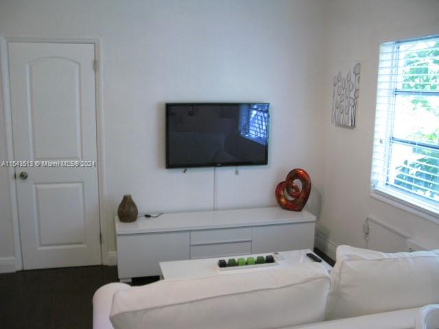 WALLIAN CO-OP APTS INC - Residential