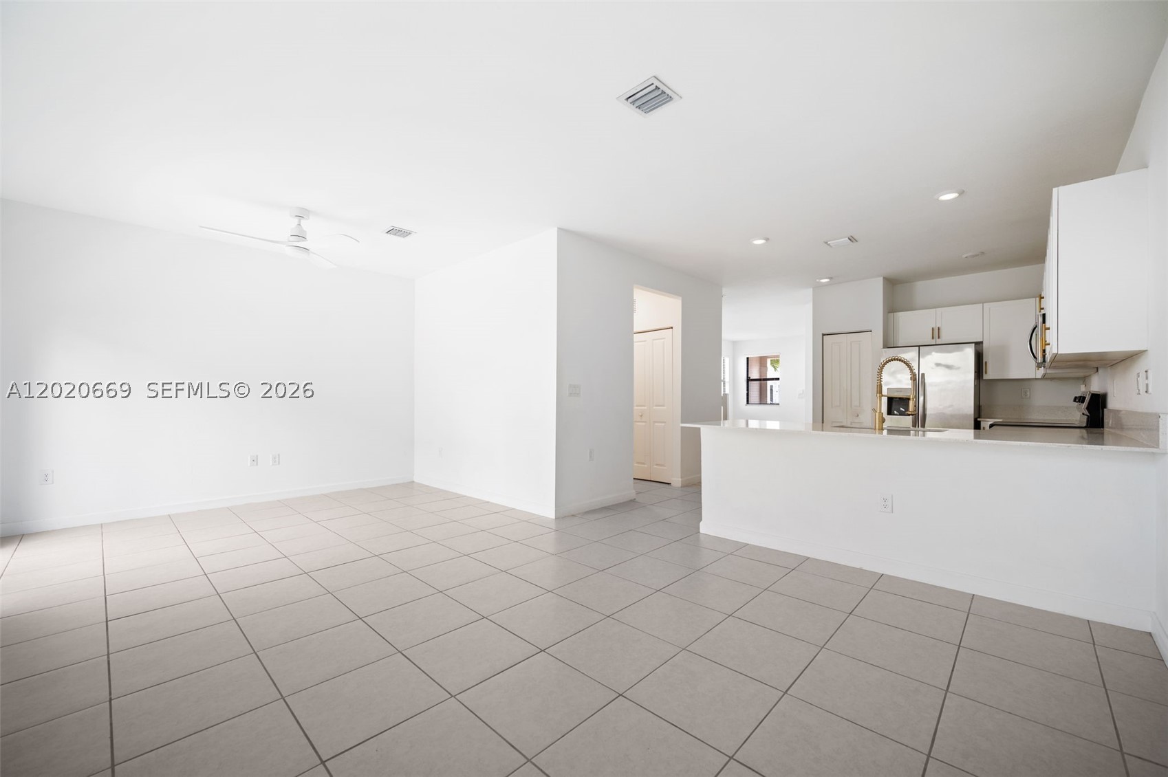 SILVER PALM RESIDENTIAL H - Residential