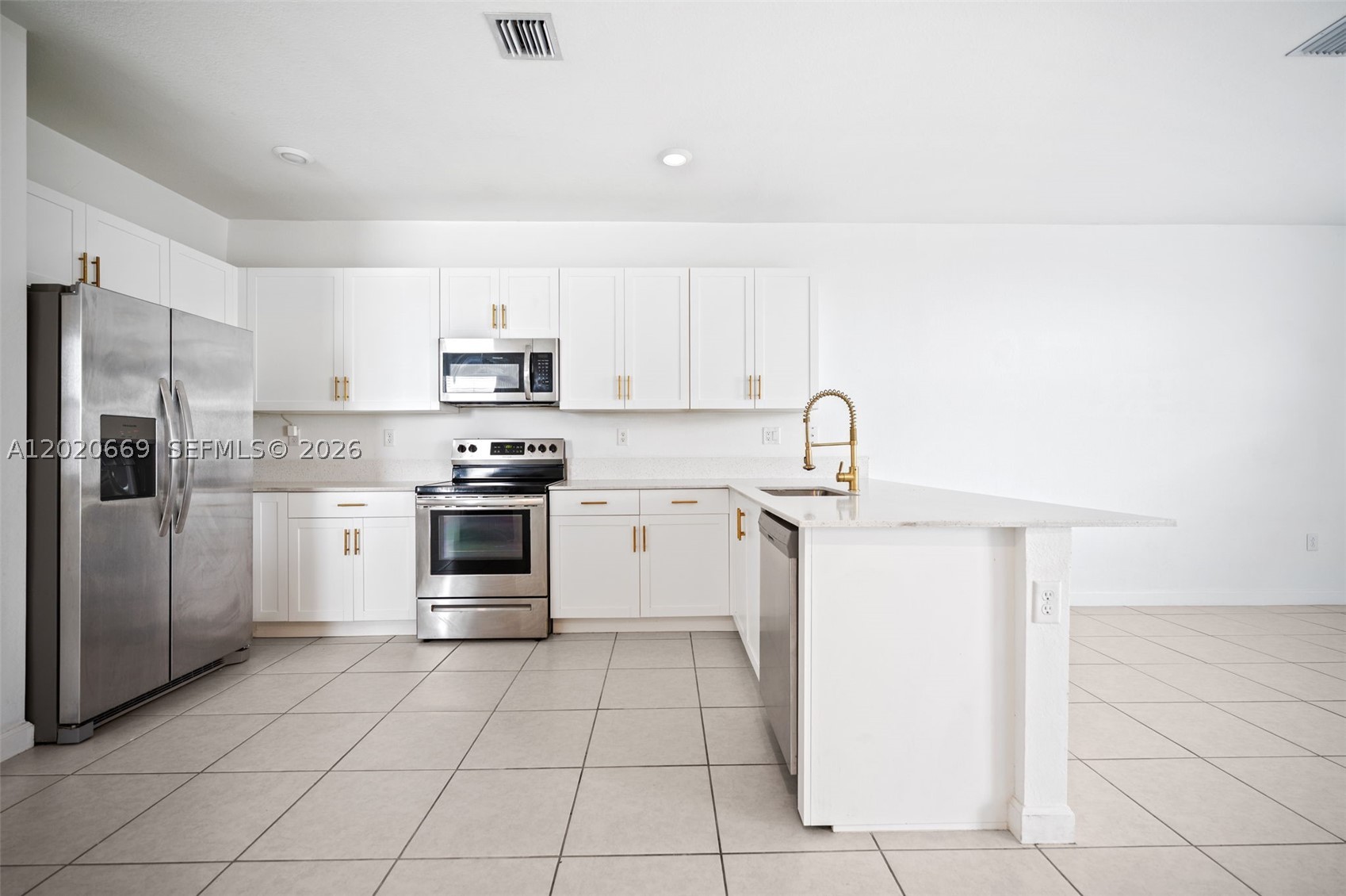 SILVER PALM RESIDENTIAL H - Residential