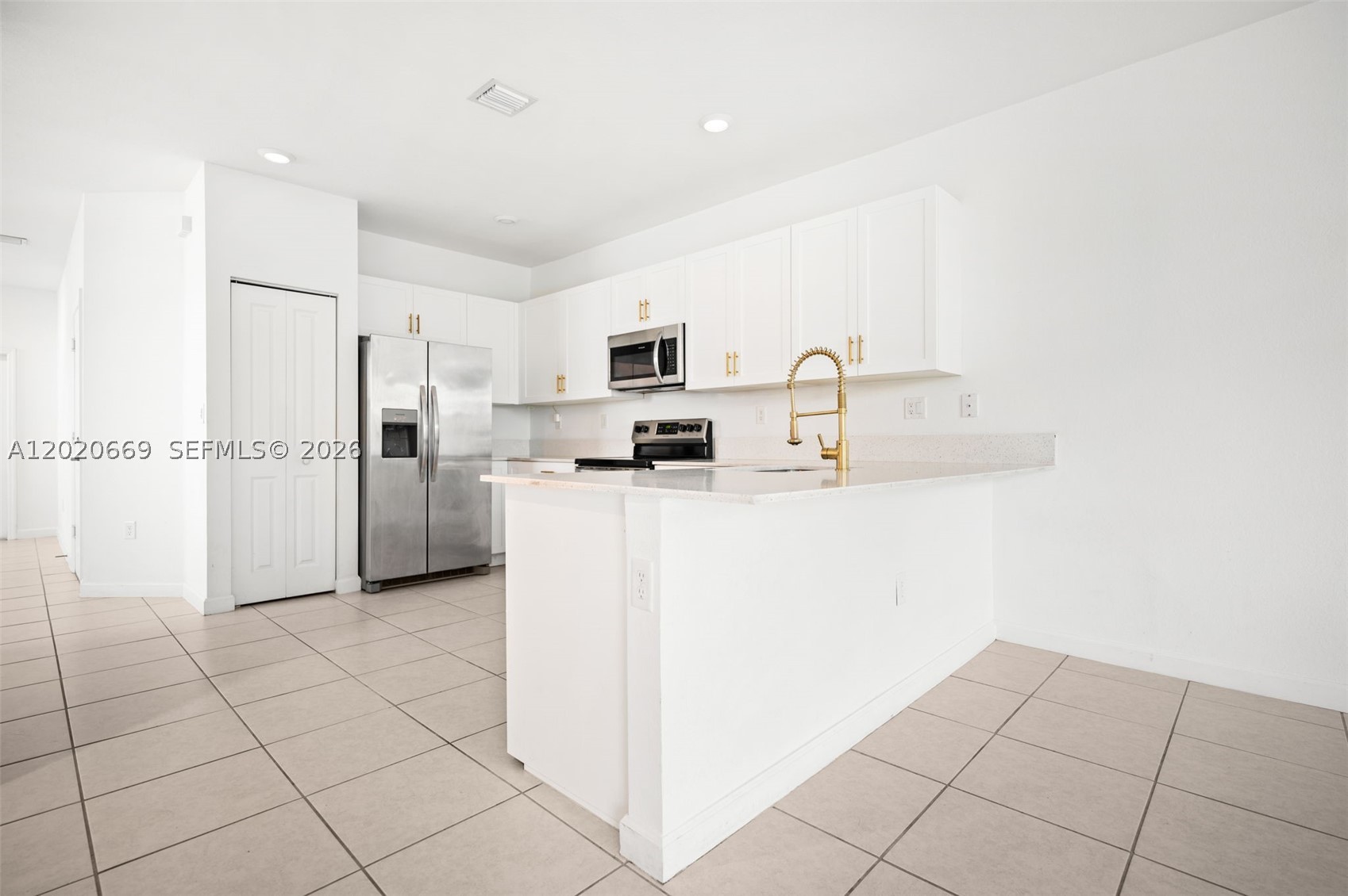 SILVER PALM RESIDENTIAL H - Residential
