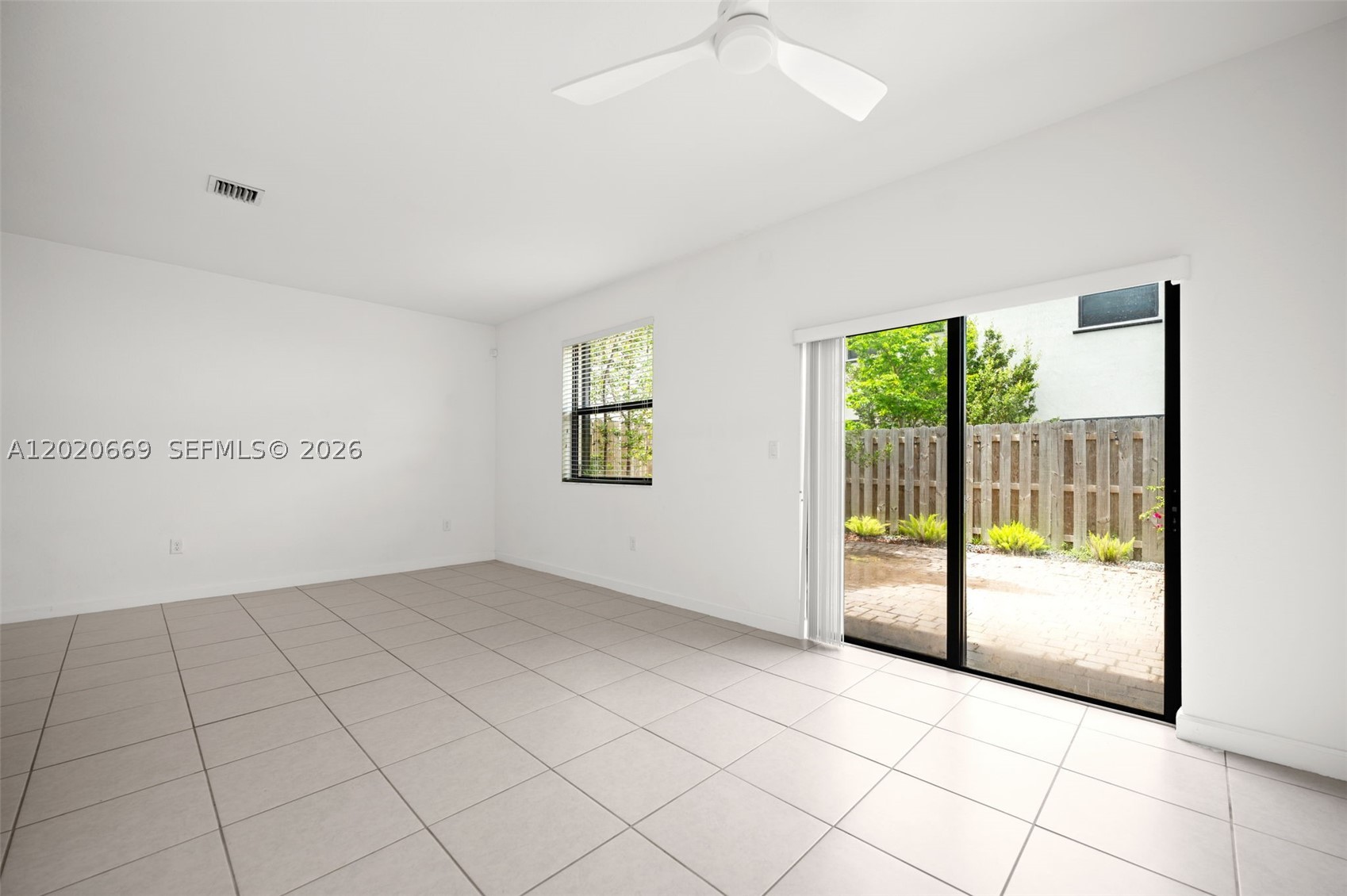 SILVER PALM RESIDENTIAL H - Residential