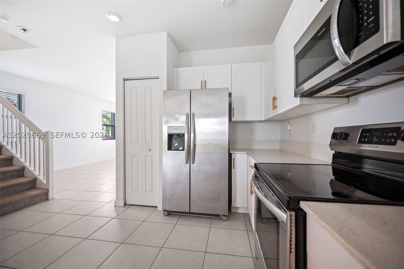 SILVER PALM RESIDENTIAL H - Residential