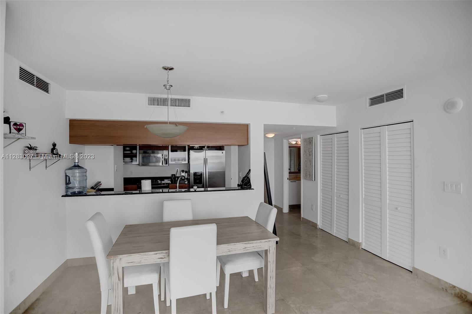 1800 CLUB CONDO - Residential