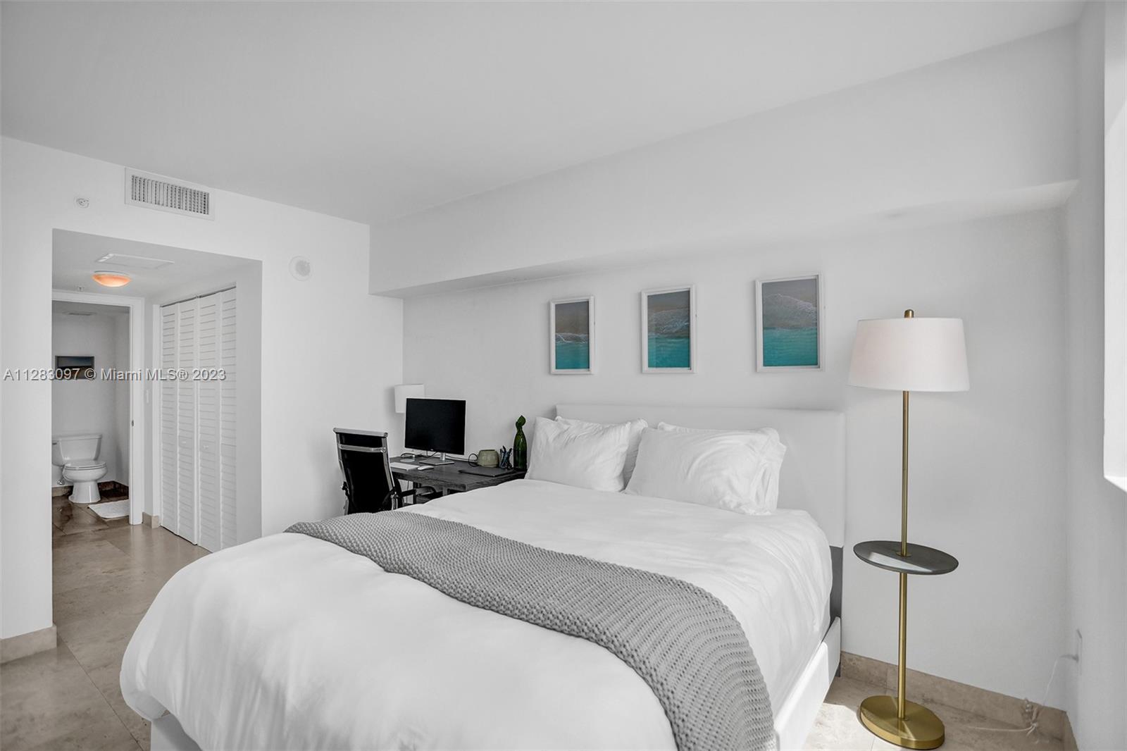 1800 CLUB CONDO - Residential
