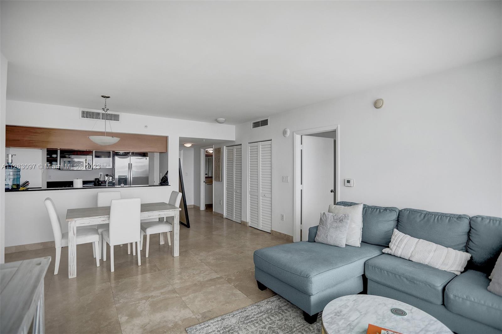 1800 CLUB CONDO - Residential