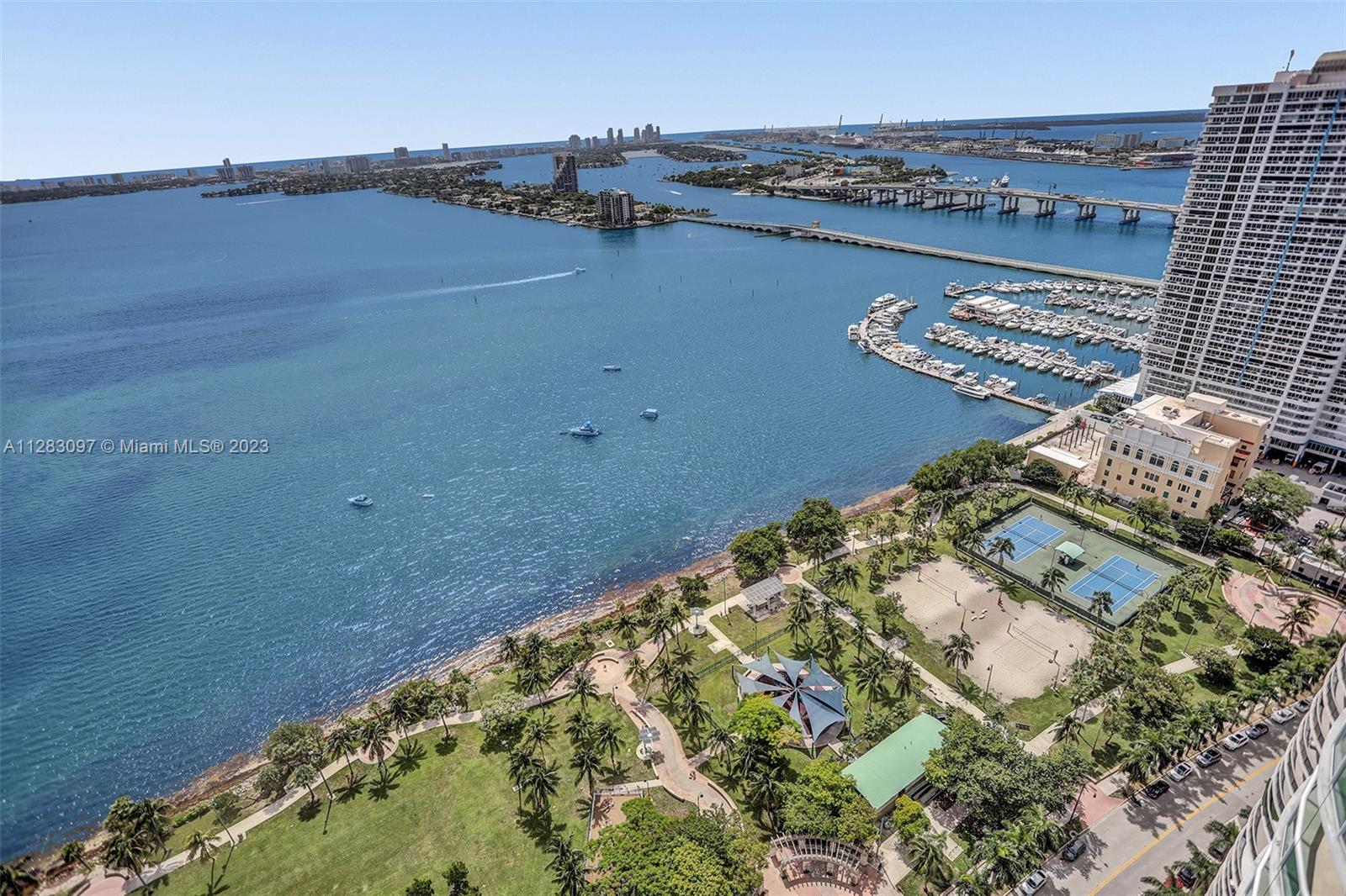 1800 CLUB CONDO - Residential