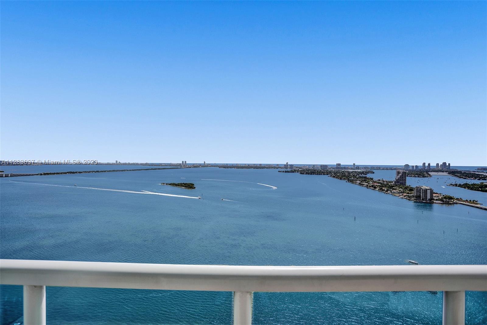 1800 CLUB CONDO - Residential