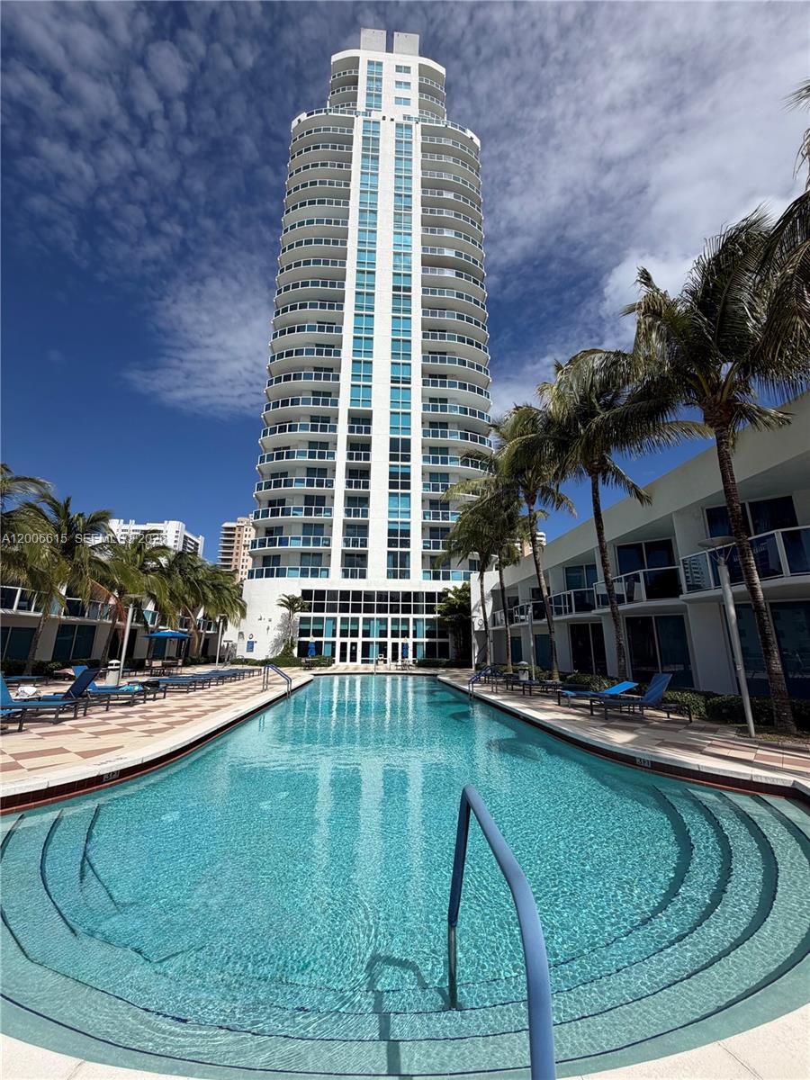 OCEAN MARINE YACHT CLUB C - Residential