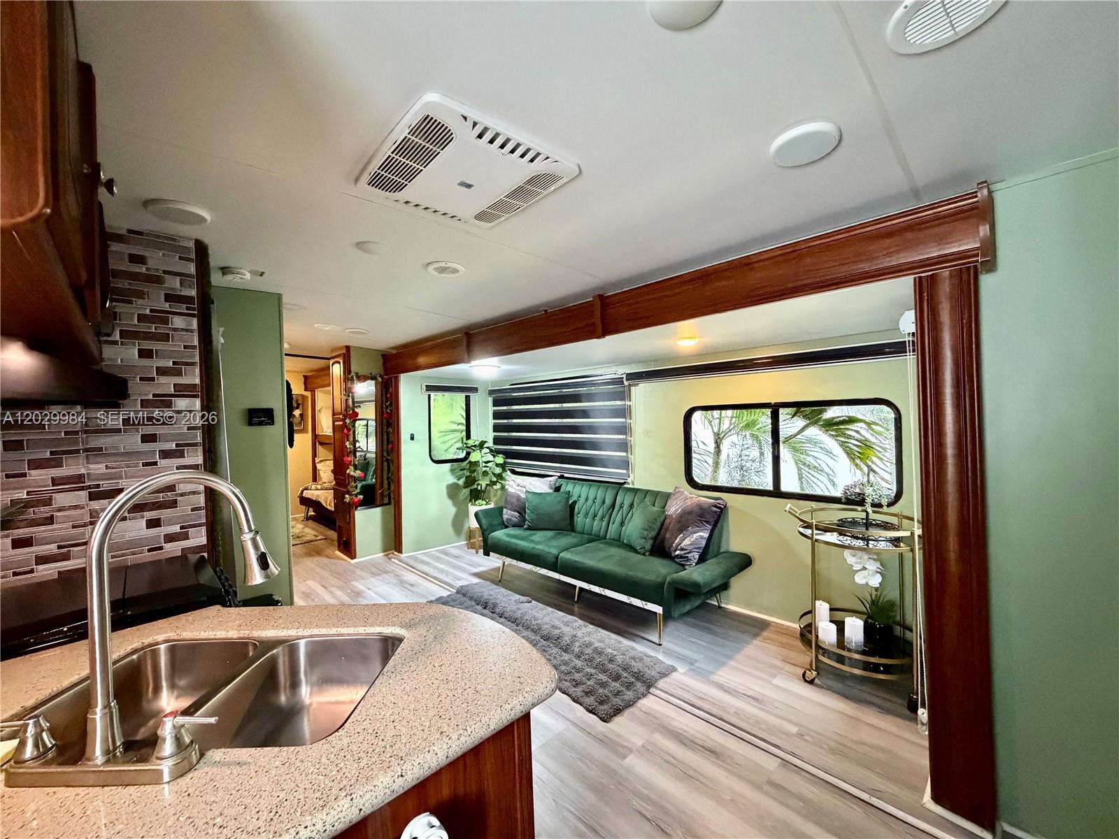 CALUSA CAMPGROUND - Residential