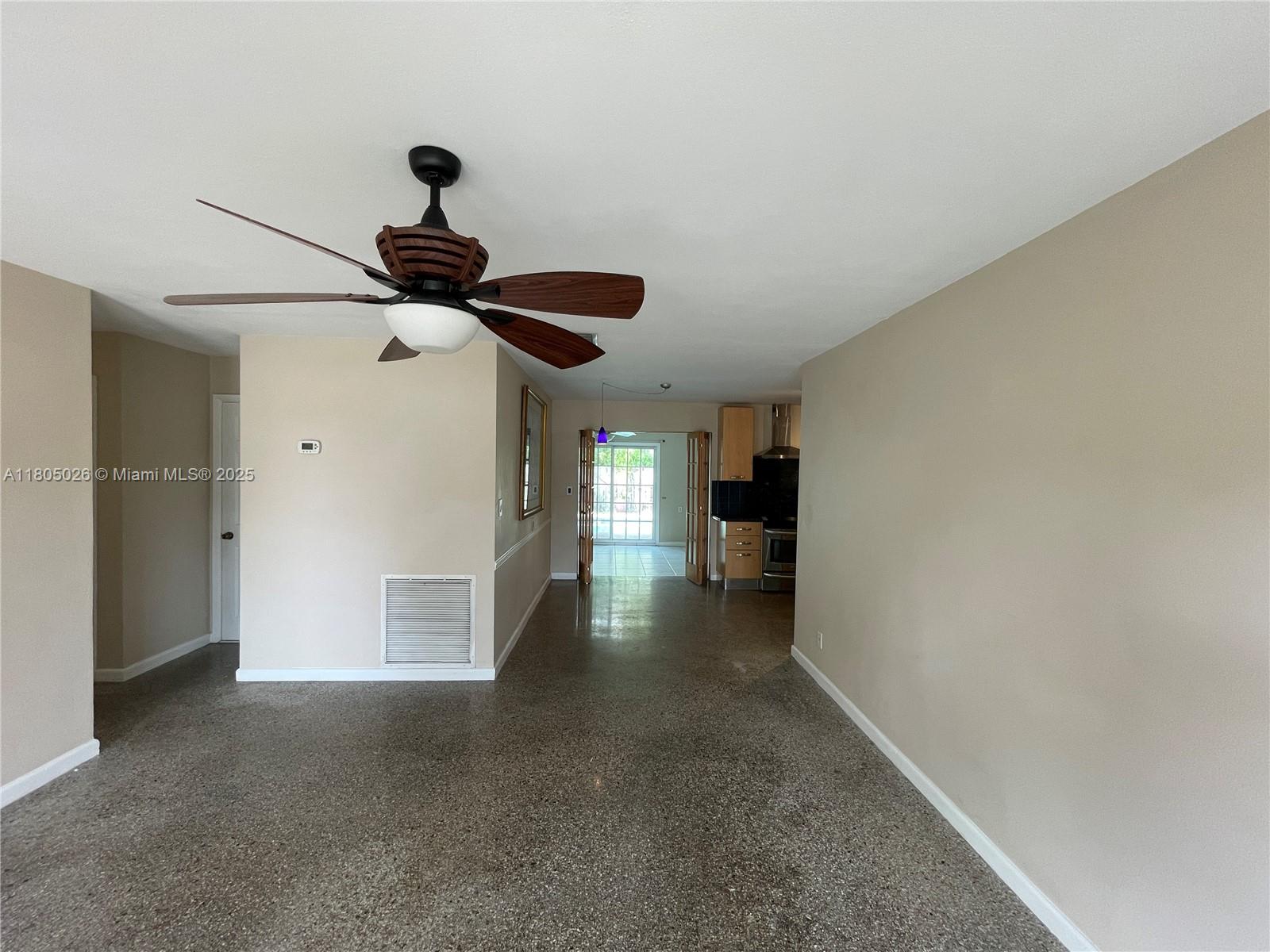 BEACON HEIGHTS SEC - Residential Lease