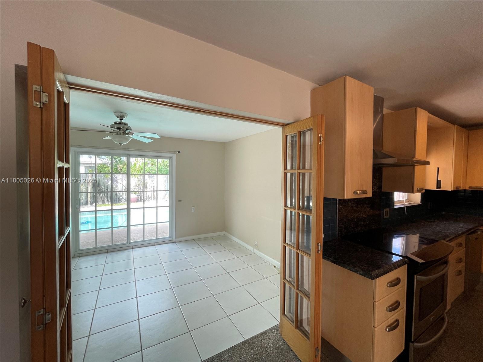 BEACON HEIGHTS SEC - Residential Lease