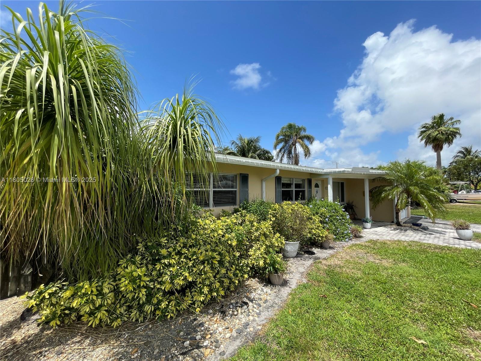 BEACON HEIGHTS SEC - Residential Lease