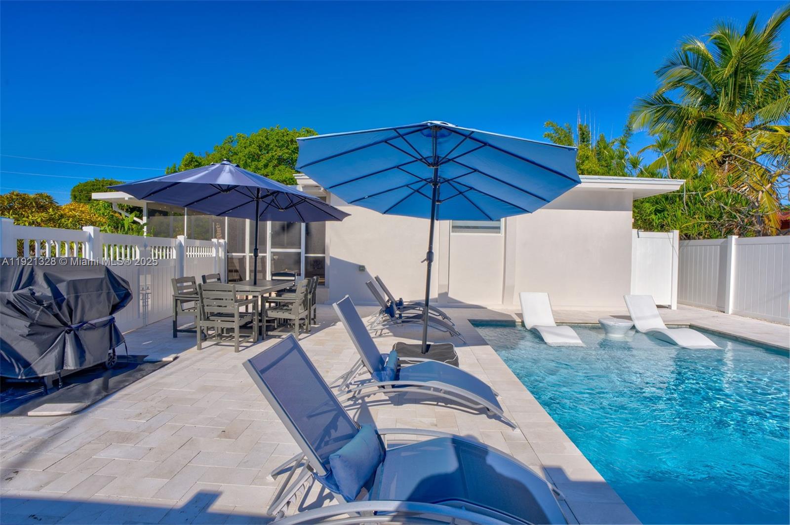 LARGO SOUND VILLAGE - Residential