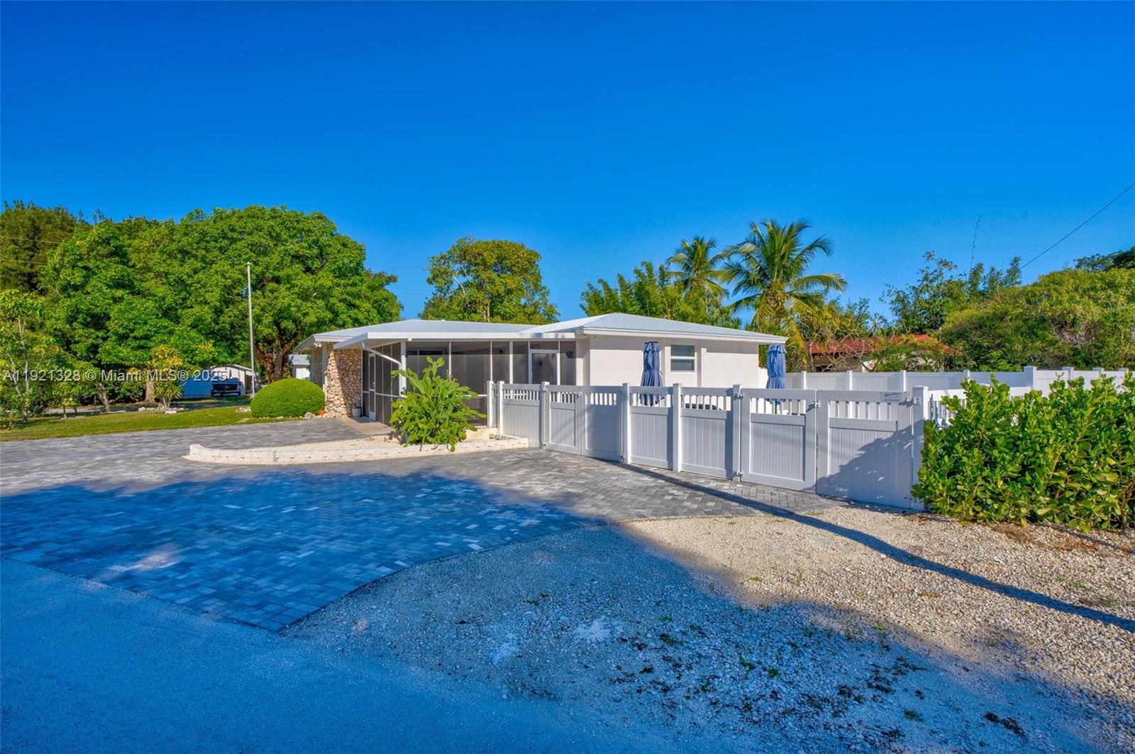 LARGO SOUND VILLAGE - Residential