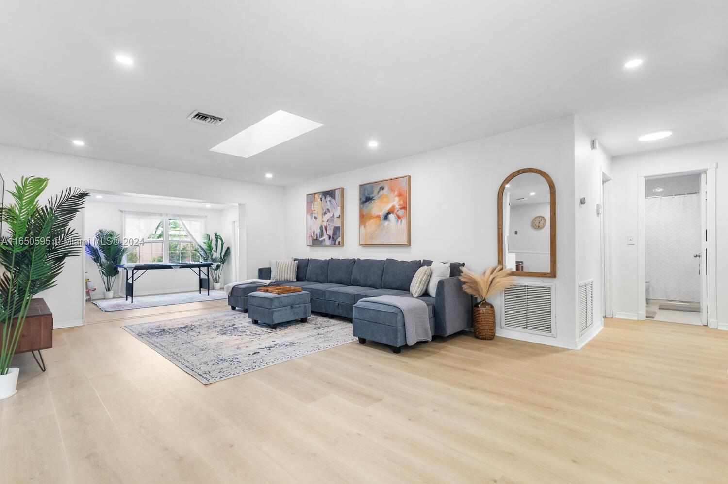 PALM BEACH CABANA COLONY - Residential Lease