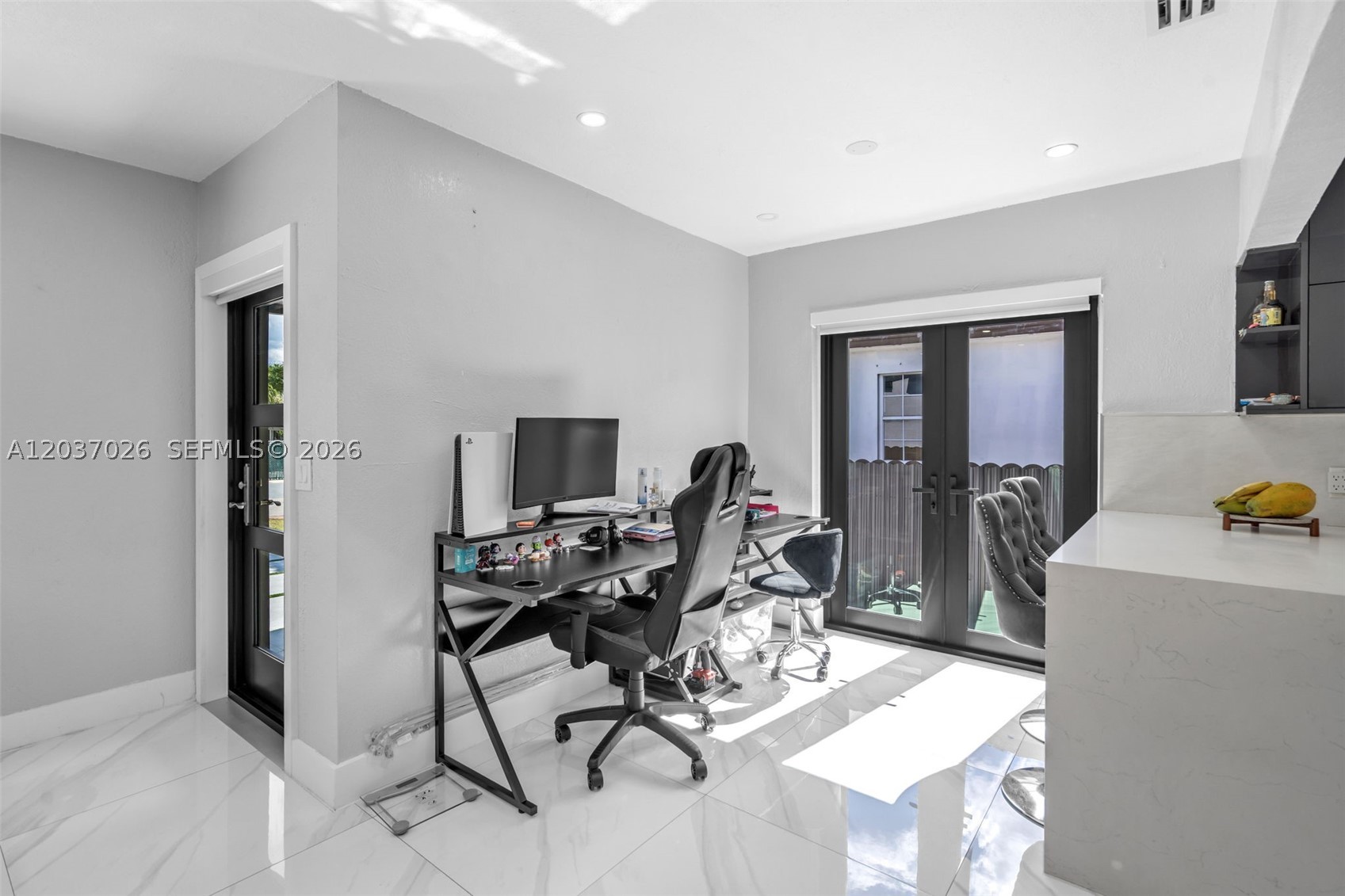 PALM ESTATES 1ST ADDN - Residential