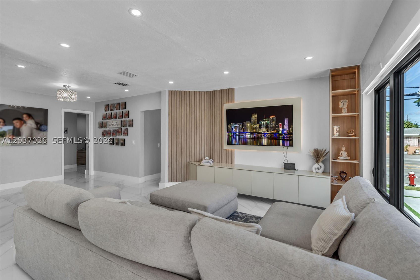 PALM ESTATES 1ST ADDN - Residential