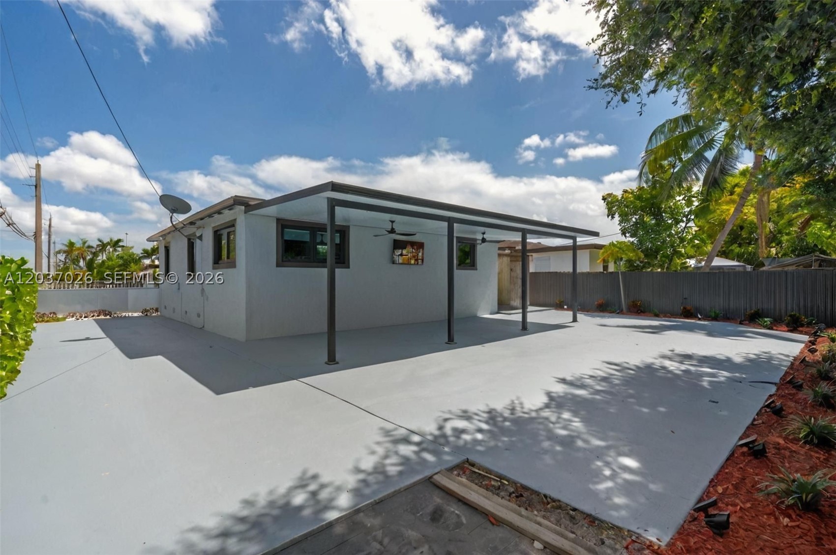 PALM ESTATES 1ST ADDN - Residential
