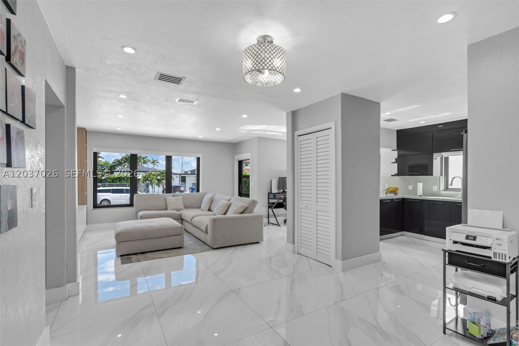 PALM ESTATES 1ST ADDN - Residential