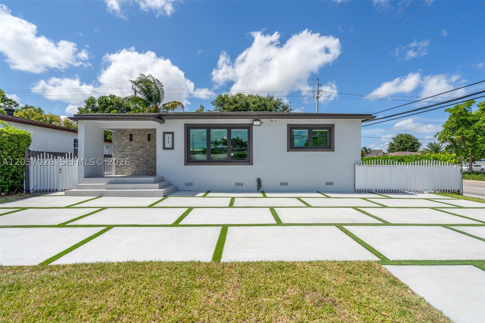 PALM ESTATES 1ST ADDN - Residential