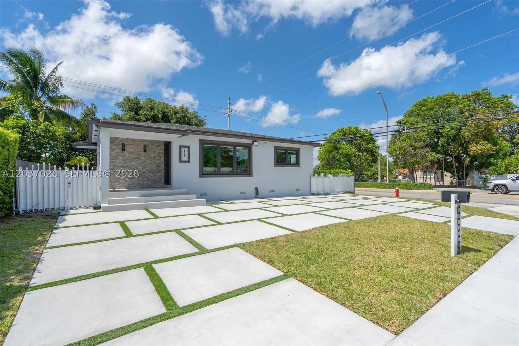 PALM ESTATES 1ST ADDN - Residential