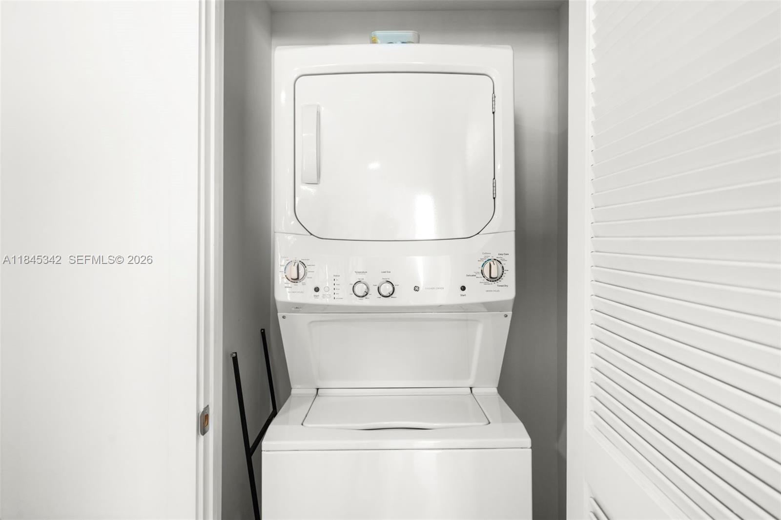 QUADRO CONDO - Residential
