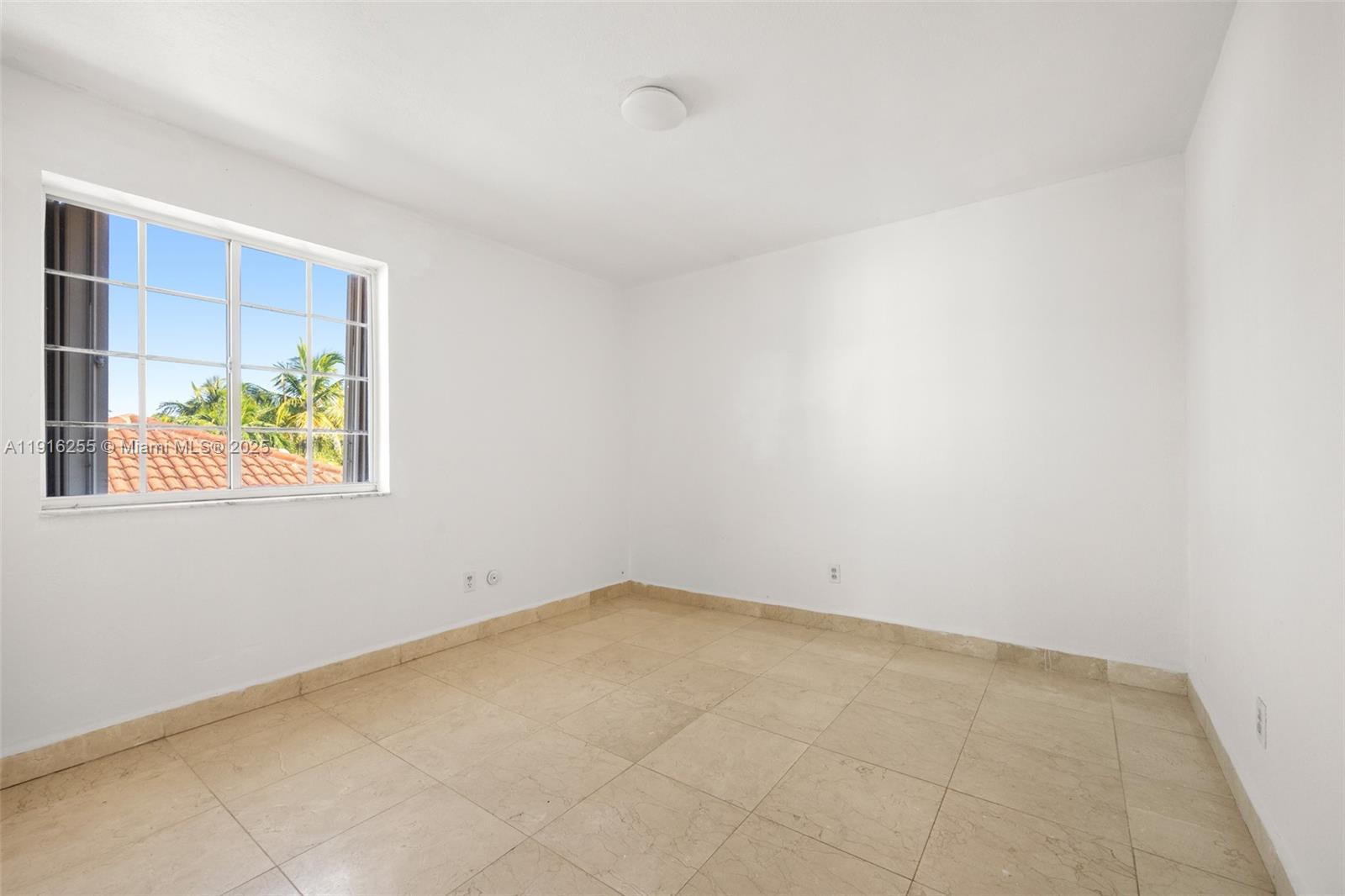 LAKES BY THE BAY SEC 8 - Residential