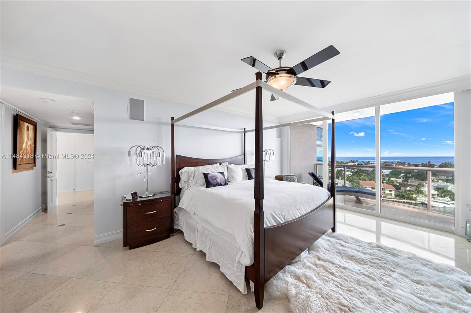 HAMPTONS SOUTH CONDO - Residential