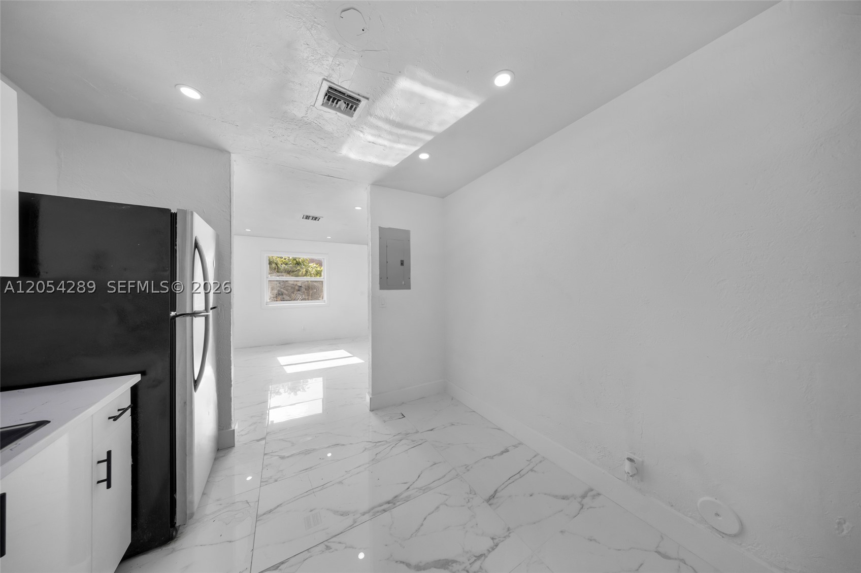NORTH WEST LAUDERDALE - Residential Lease