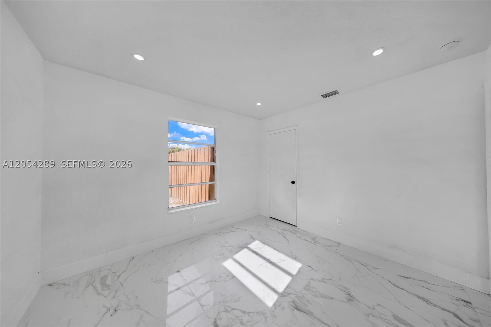 NORTH WEST LAUDERDALE - Residential Lease