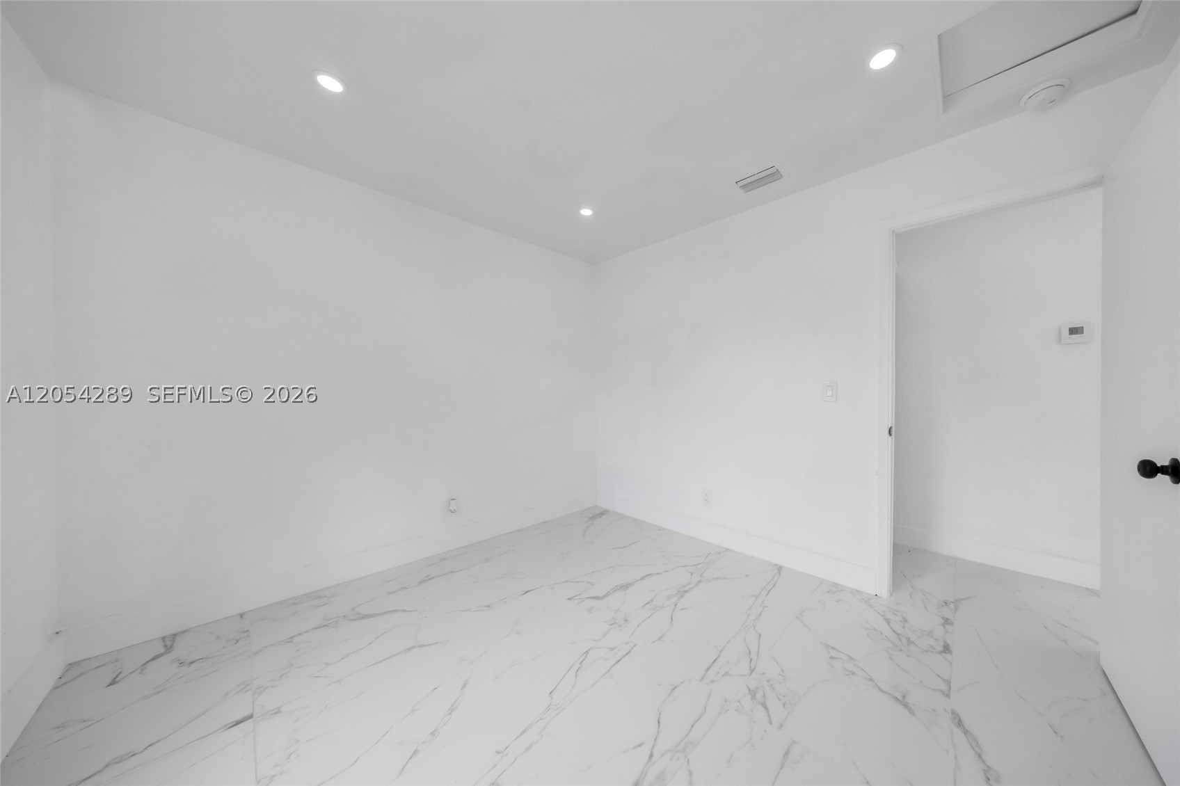 NORTH WEST LAUDERDALE - Residential Lease
