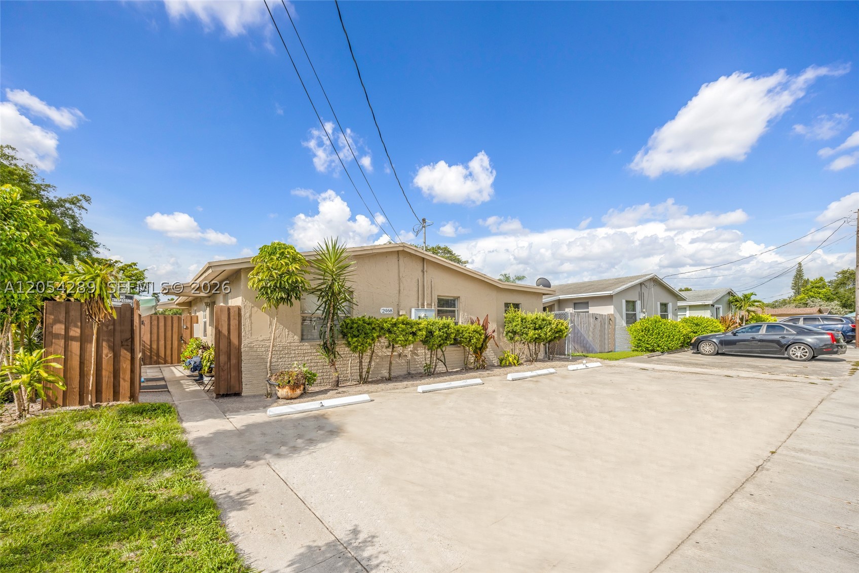 NORTH WEST LAUDERDALE - Residential Lease