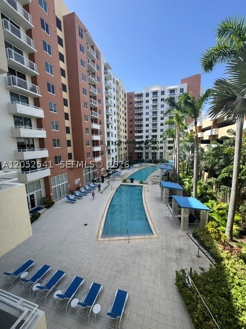 VENTURE AT AVENTURA EAST - Residential